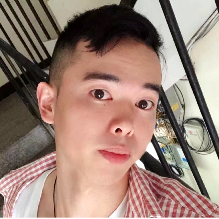 哆来咪陆先生的照片
