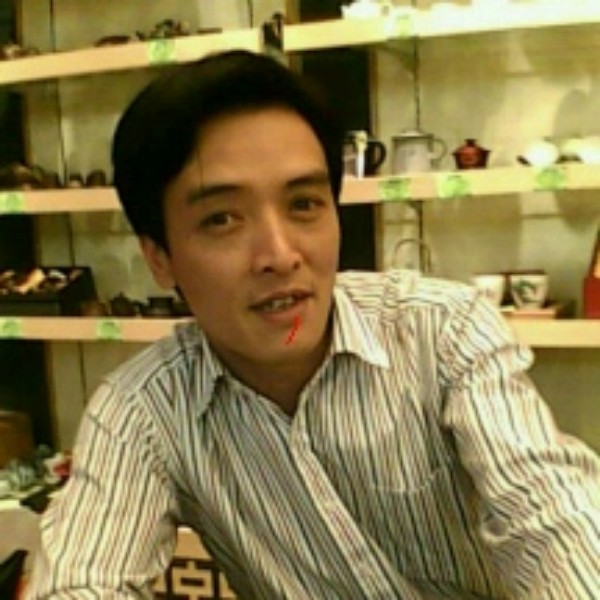 温柔迎羽裳的照片