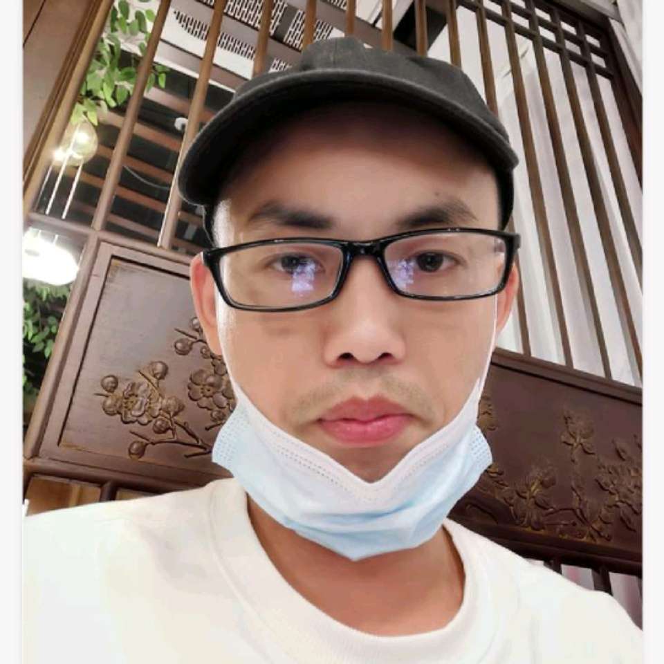 陌颜保卫调皮的照片