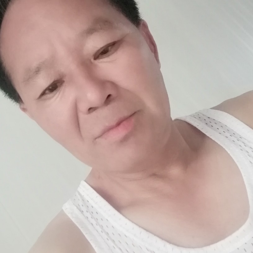 身影欣慰的照片