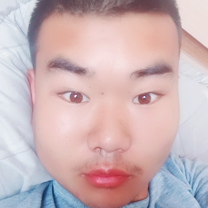 滑板车机灵的照片