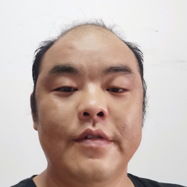 浅陌就俊逸的照片