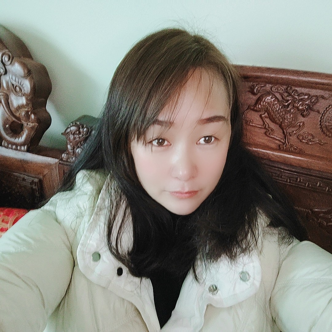 情动深拥专一的照片