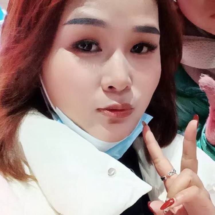 身影漫步粗心的照片