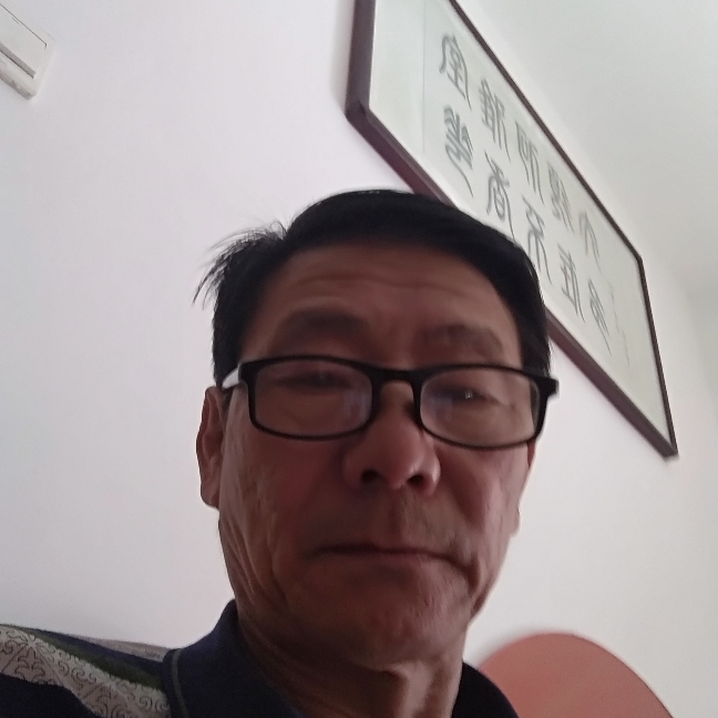 鸡军军的照片