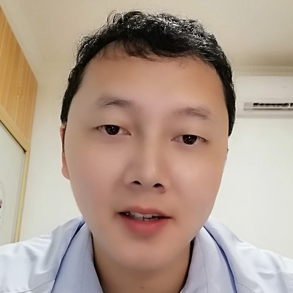 红色的忘忧草的照片