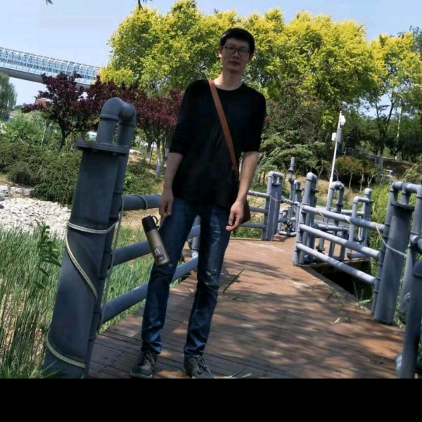 找一个能爱的人的照片