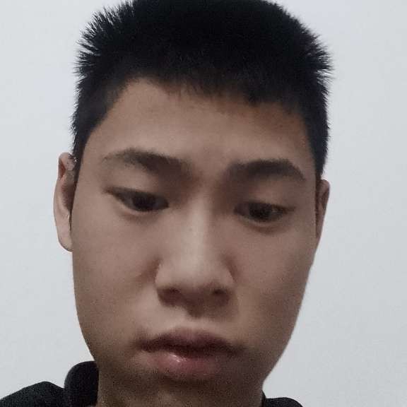 何彬途的照片