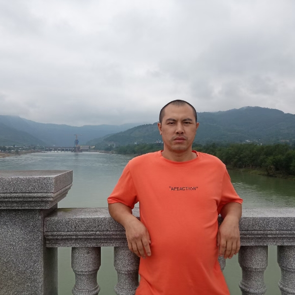 陌殇和无聊的照片