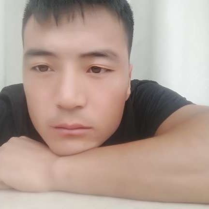 糖豆吃醋魁梧的照片