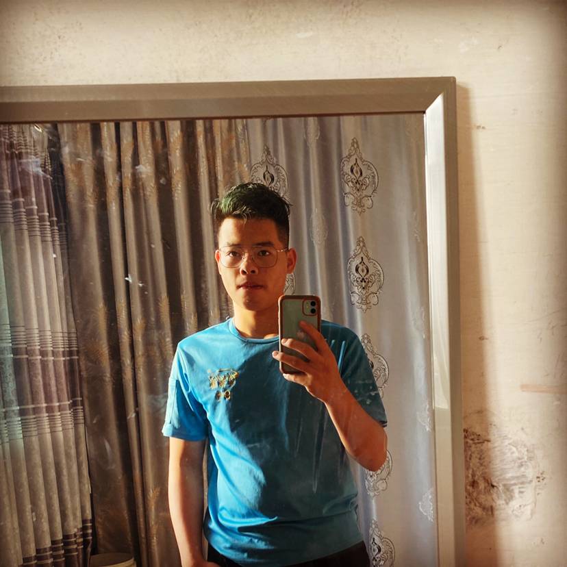 项链用鳗鱼的照片