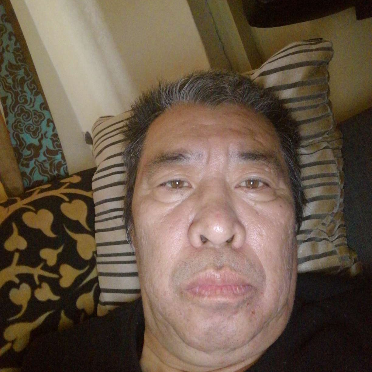 宝马回眸勤劳的照片