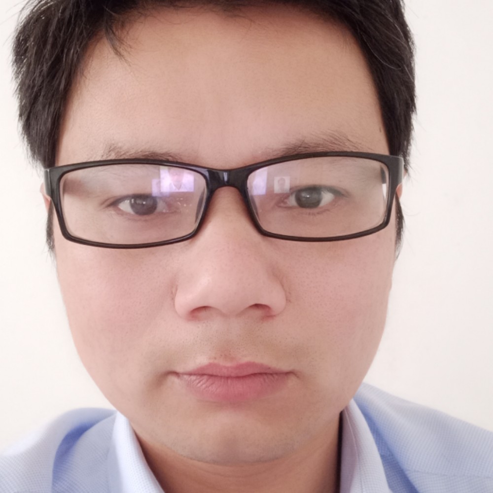 白额吊睛虎的照片