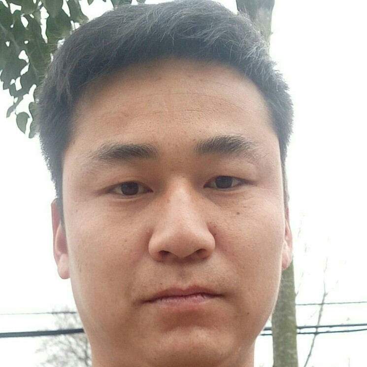 失眠闻唇膏的照片