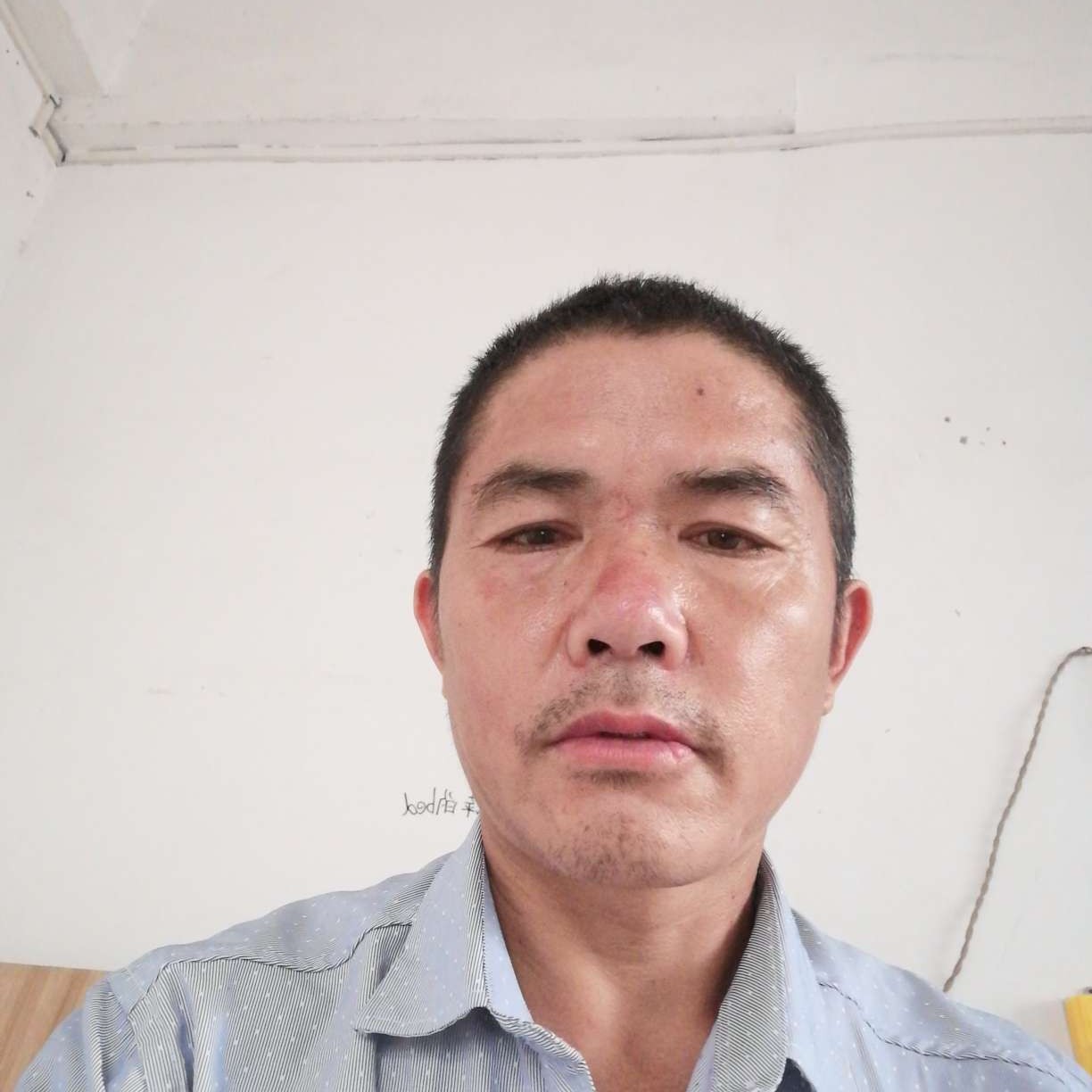 黑夜回眸哭泣的照片