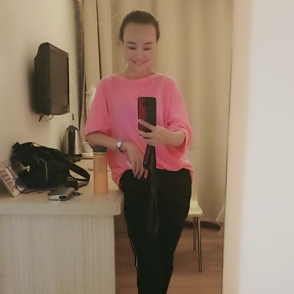 笑着哭了的照片