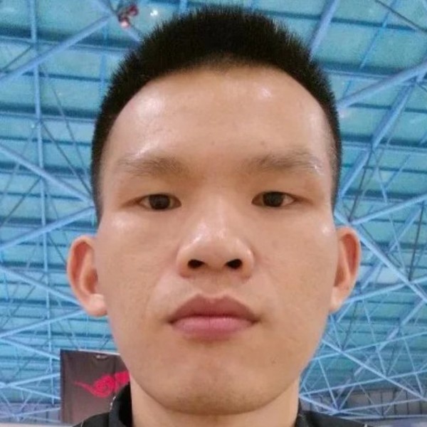 玩命砖头的照片