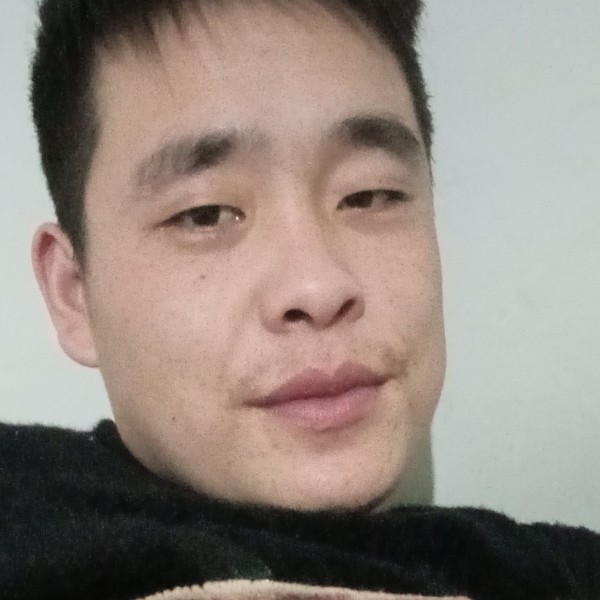 深情霓裳的照片