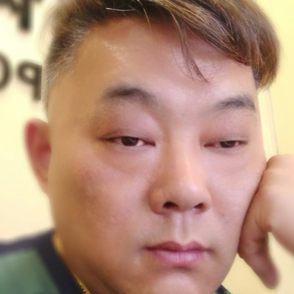 有魅力电灯胆的照片