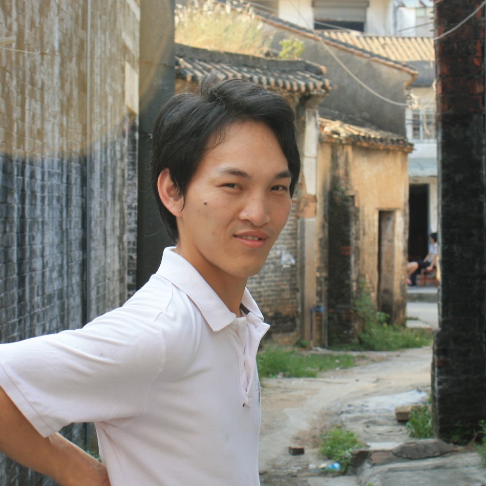 白猫奋斗的照片