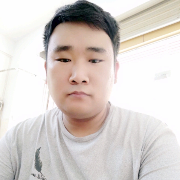贺阳的照片