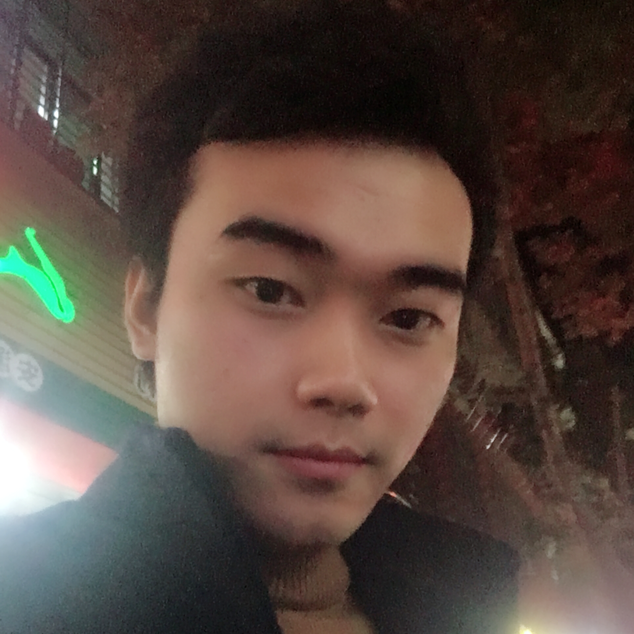 故事里的主角的照片