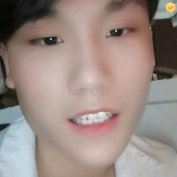 害怕等待暖光的照片