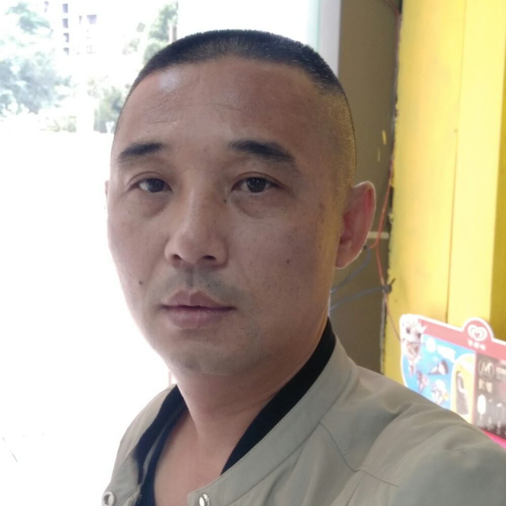 小峰小峰的照片