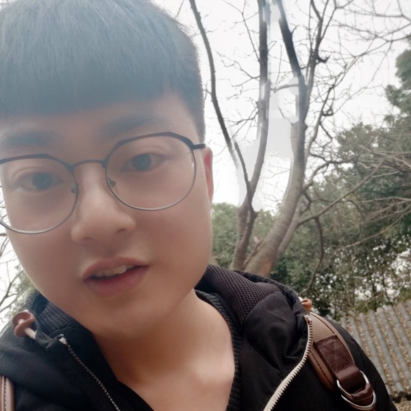 空白1213的照片