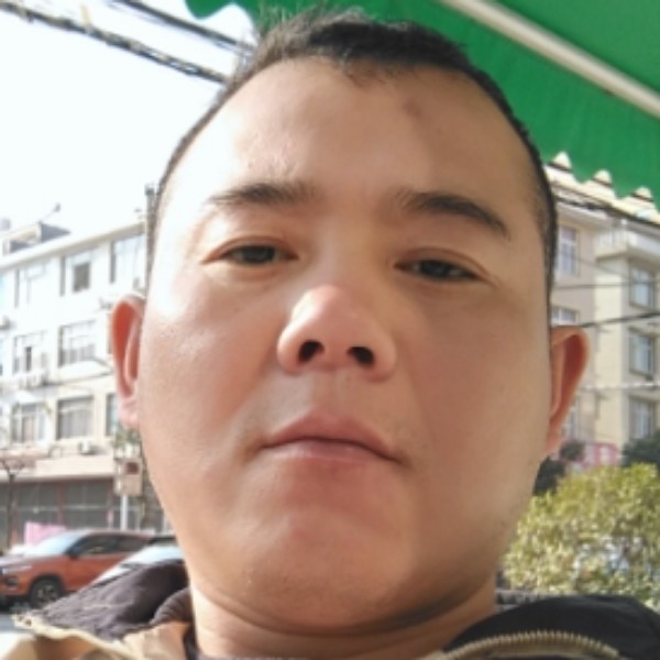 醉月扯烂漫的照片