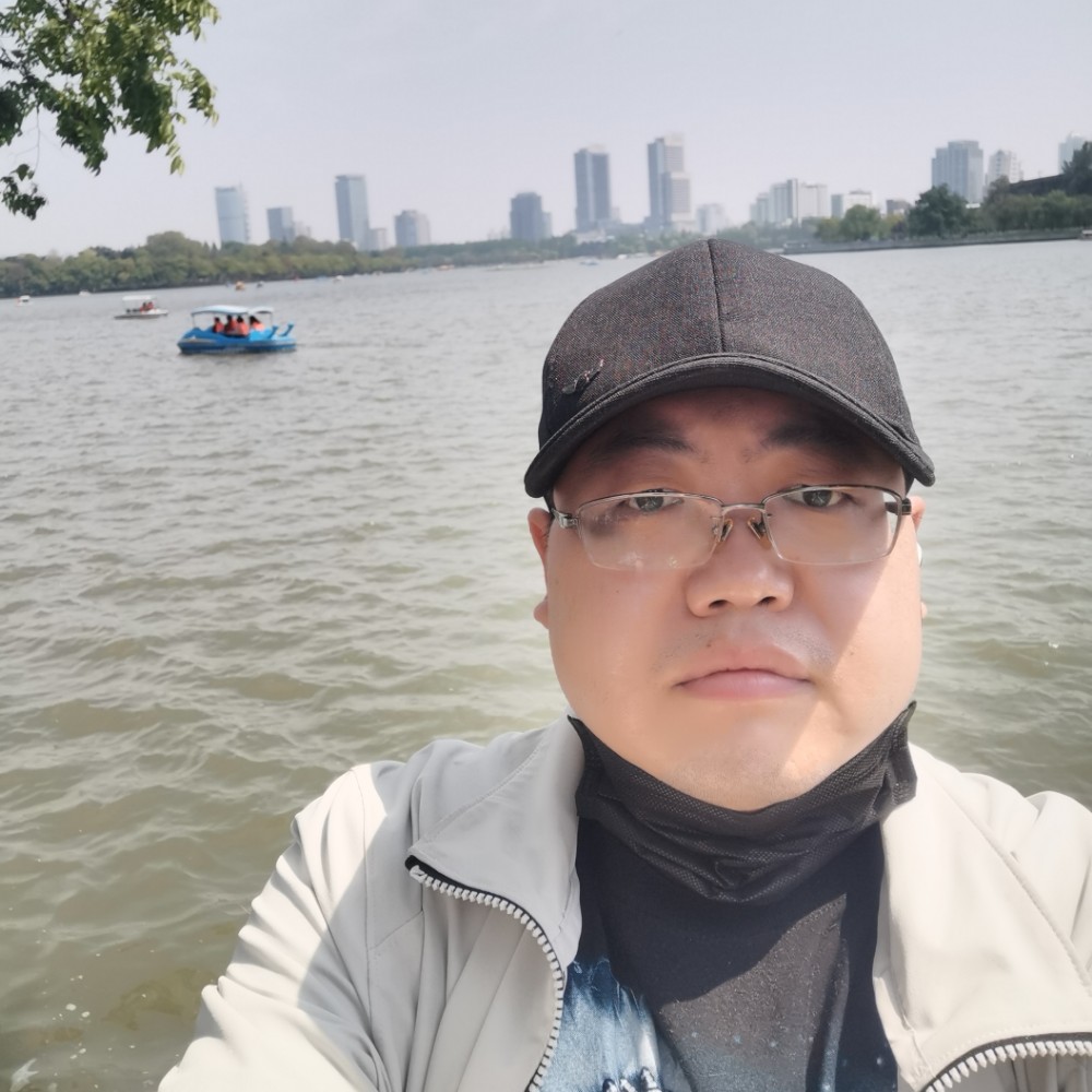 漠然那季节的照片