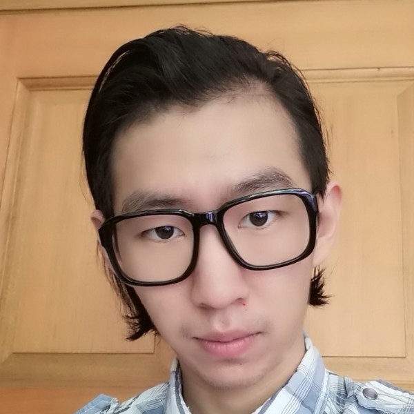 孟启的照片