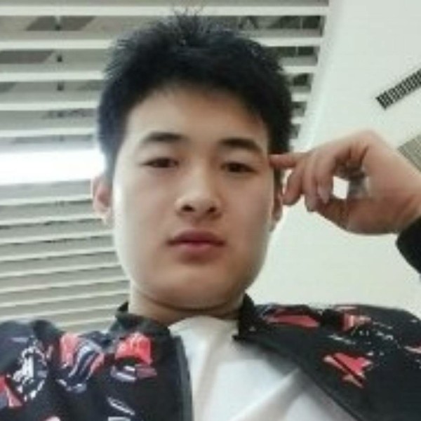 发嗲回眸糖豆的照片