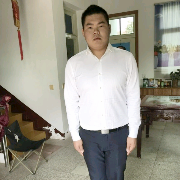 陌璐的照片