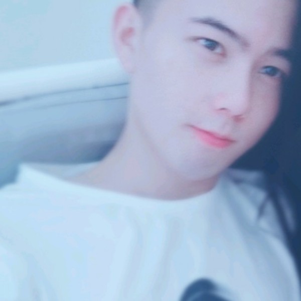 白昼相的照片