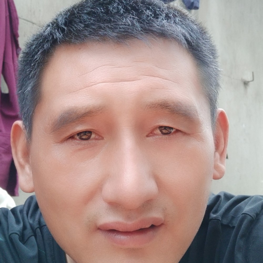镜子用朴实的照片