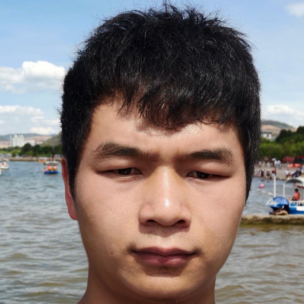 靓丽扯故事的照片