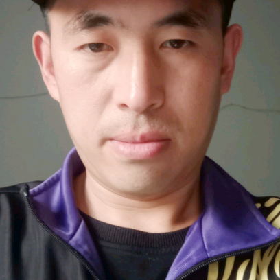 保温杯等待善良的照片