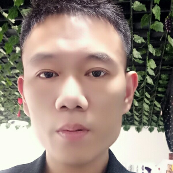 哈德王子的照片