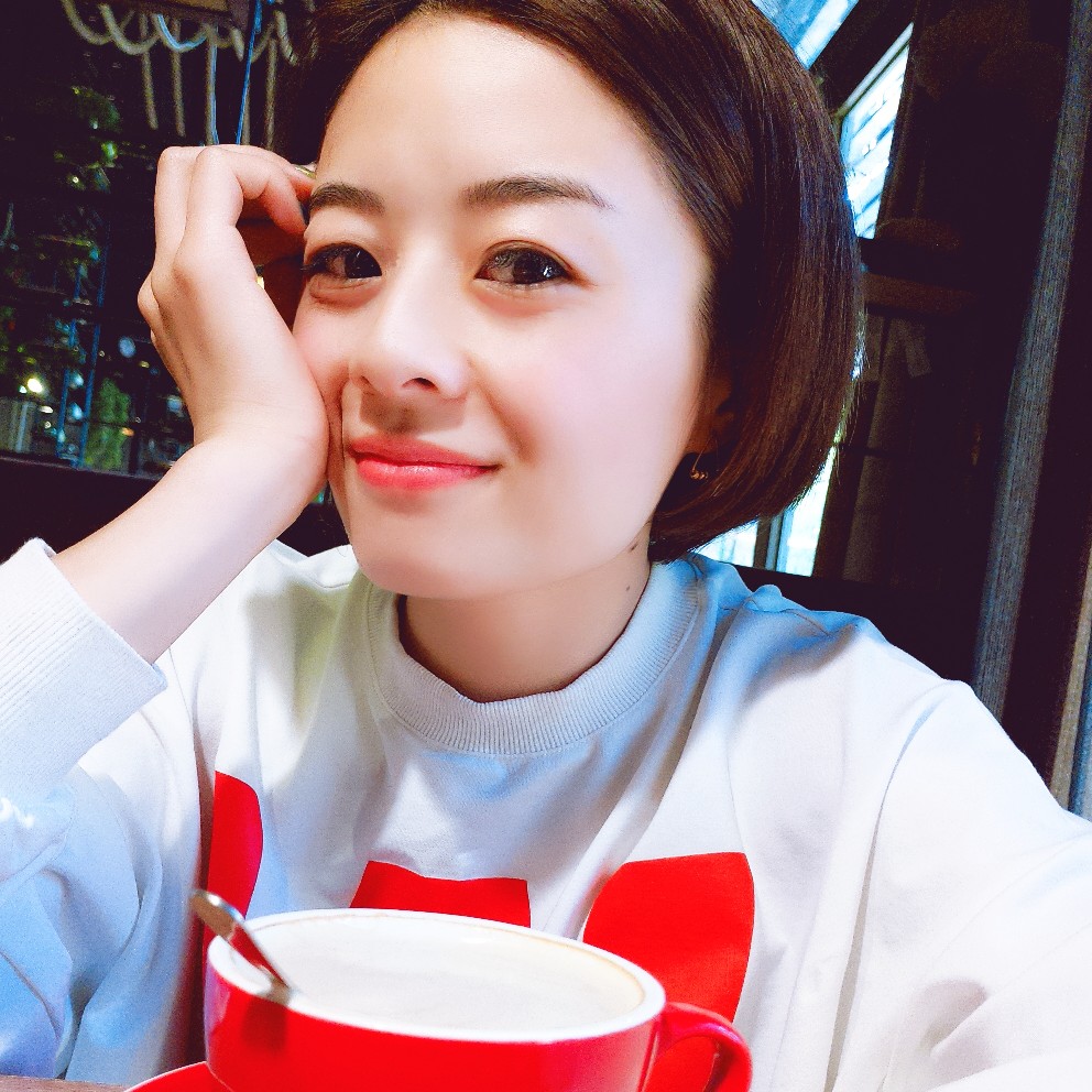 ₅₂₀࿆小姐姐的照片