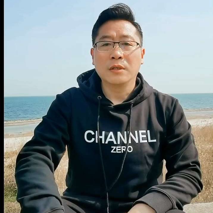 坚强的心AA的照片