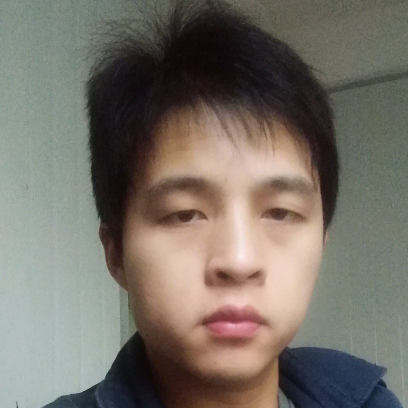 c坐在墙头等红杏的照片