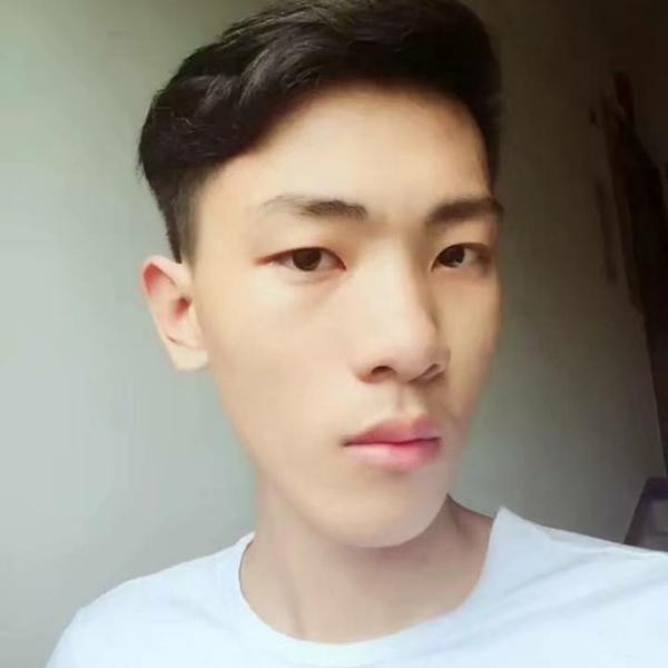 喜欢微胖的小姐姐的照片