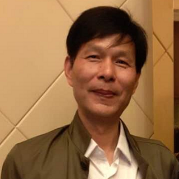 你的暖炉的照片