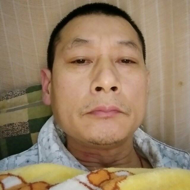 眼睛大小甜瓜的照片
