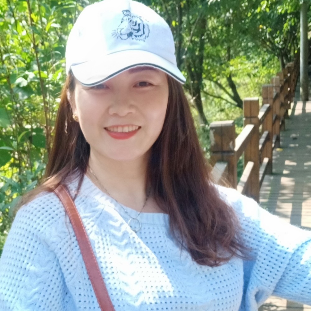蓉嫣红的照片