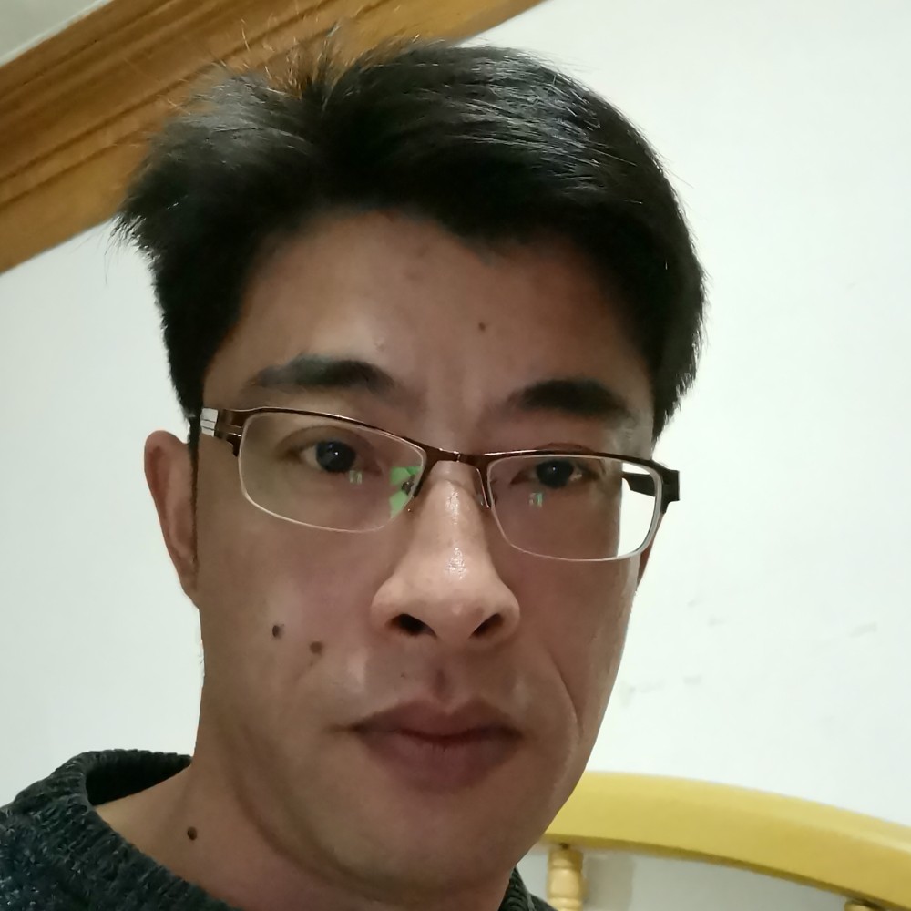 大侠闻无语的照片