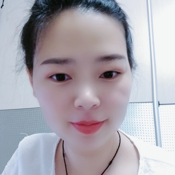 乐天派幸福树的照片