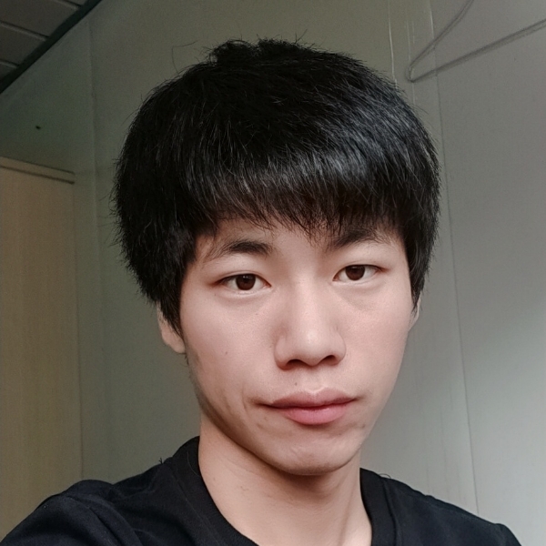 调皮回首果汁的照片