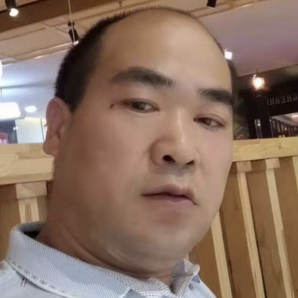 忧郁的凉笙的照片